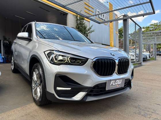 BMW X1 2.0 16V TURBO ACTIVEFLEX SDRIVE20I X-LINE 4P AUTOMÁTICO BMW X1 2.0 16V TURBO ACTIVEFLEX SDRIVE20I X-LINE 4P AUTOMÁTICO